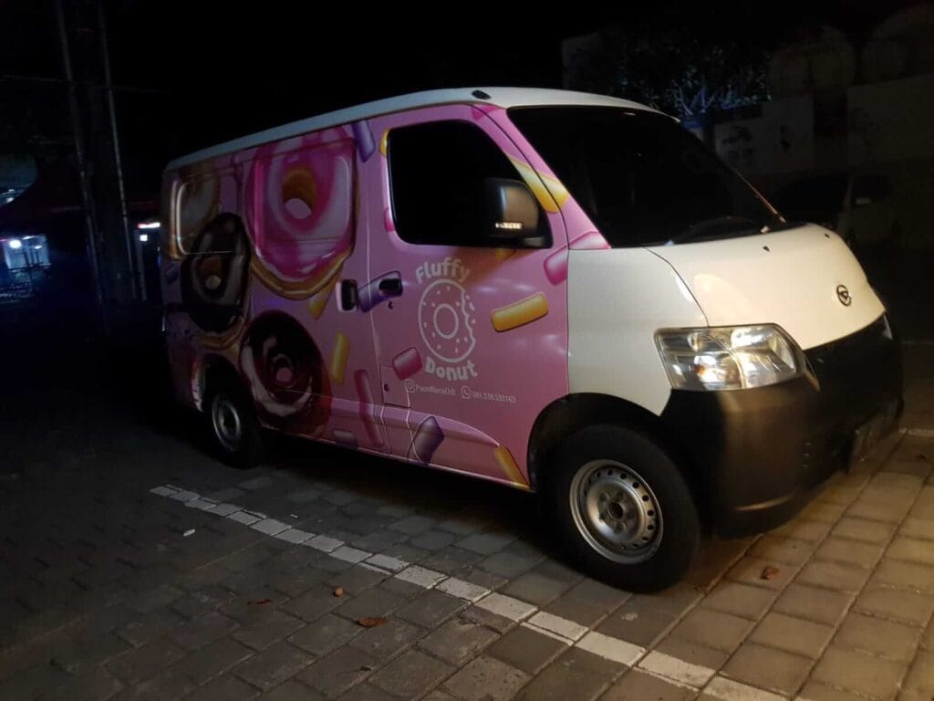branding mobil makanan